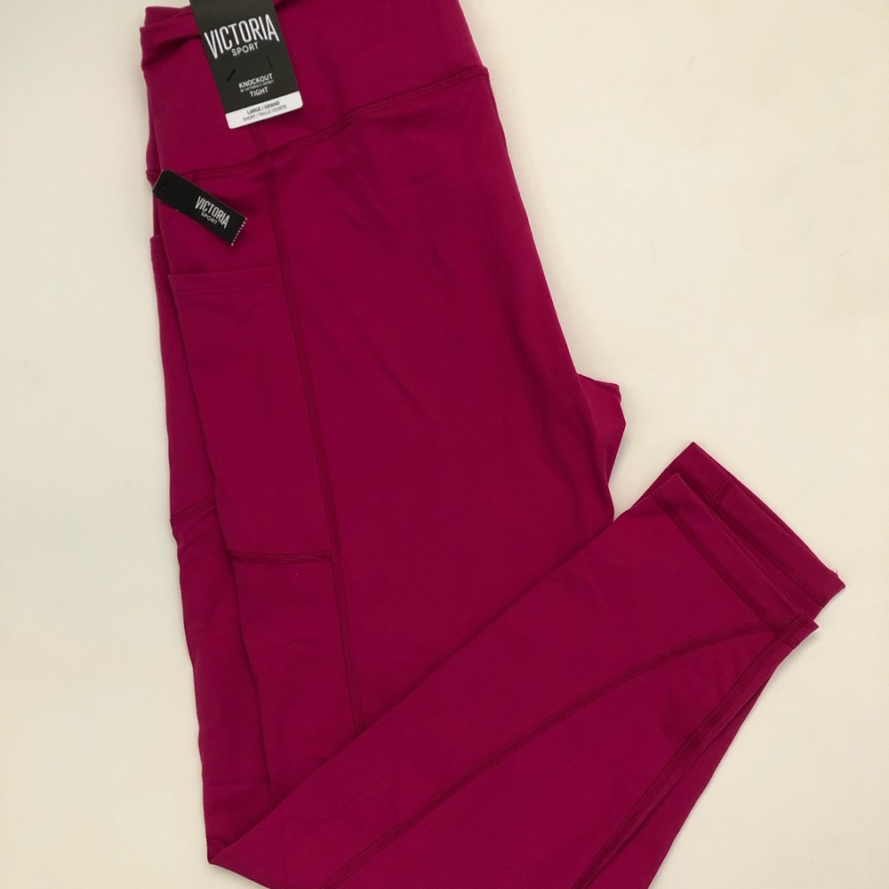 NWT Victoria Sport Knockout Tight Size Large Short
